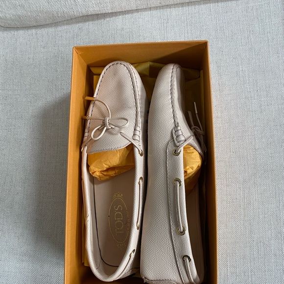 Tod’s Gommino Driving Shoes in Leather- size 40 - Picture 5 of 5